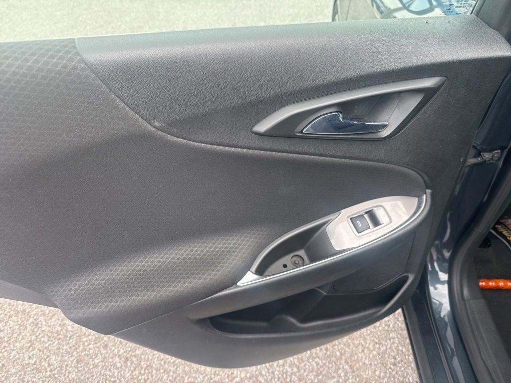 Used 2021 Chevrolet Malibu LT FWD image 11