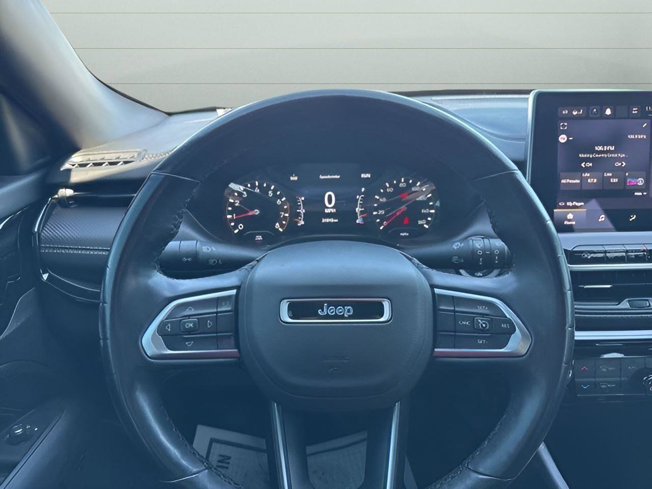 Used 2022 Jeep Compass Altitude w/ Convenience Group image 17