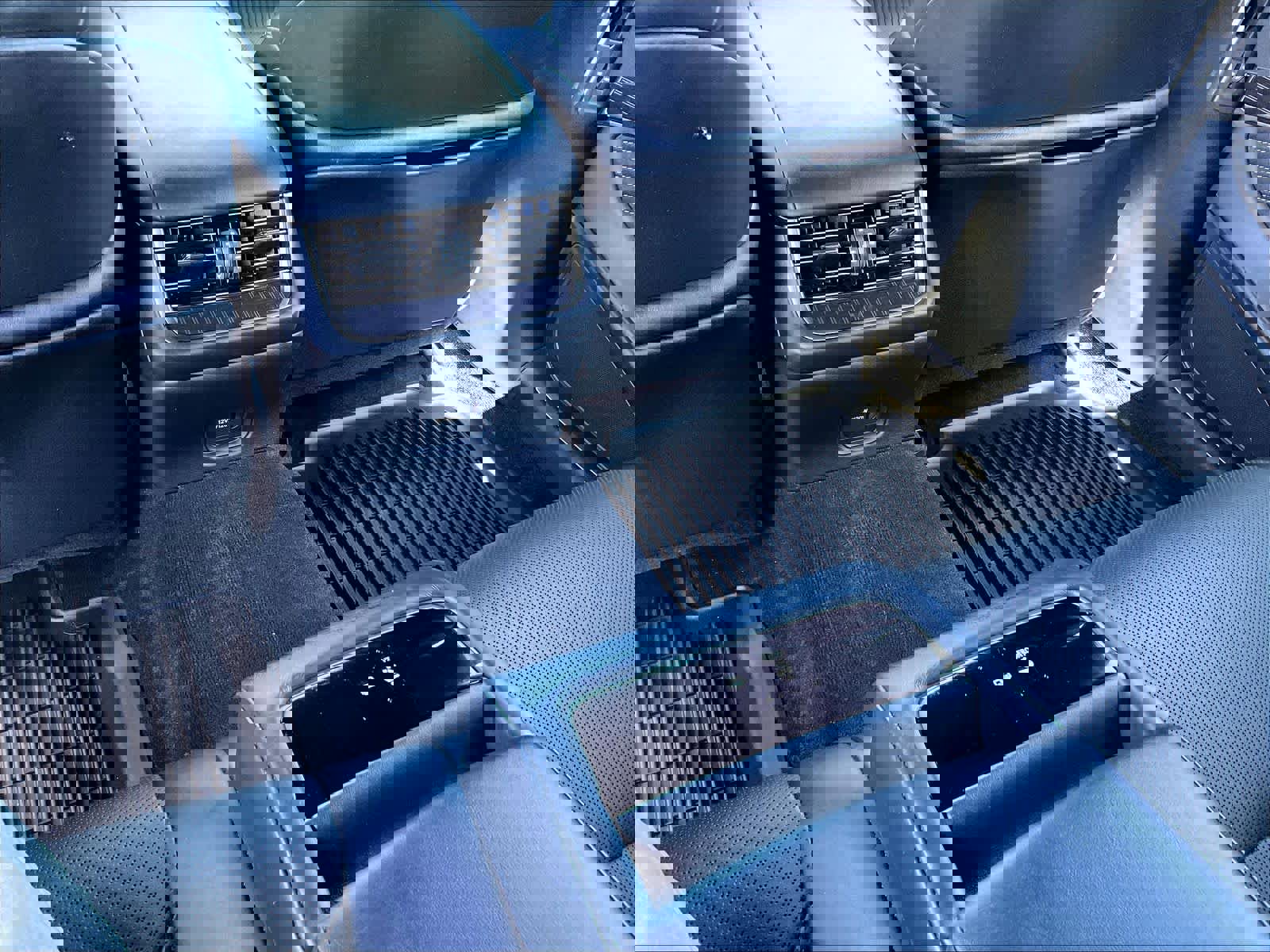 Used 2019 Lexus LS 500 AWD image 28