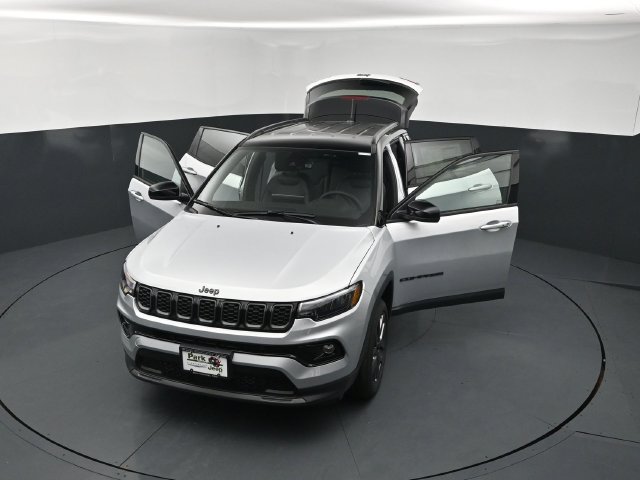 New 2026 Jeep Compass Limited AWD/4WD image 25