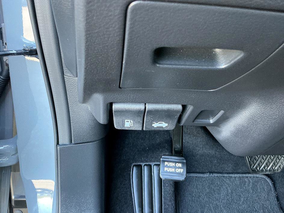 Certified 2024 Nissan Murano Platinum w/ Cargo Package image 14