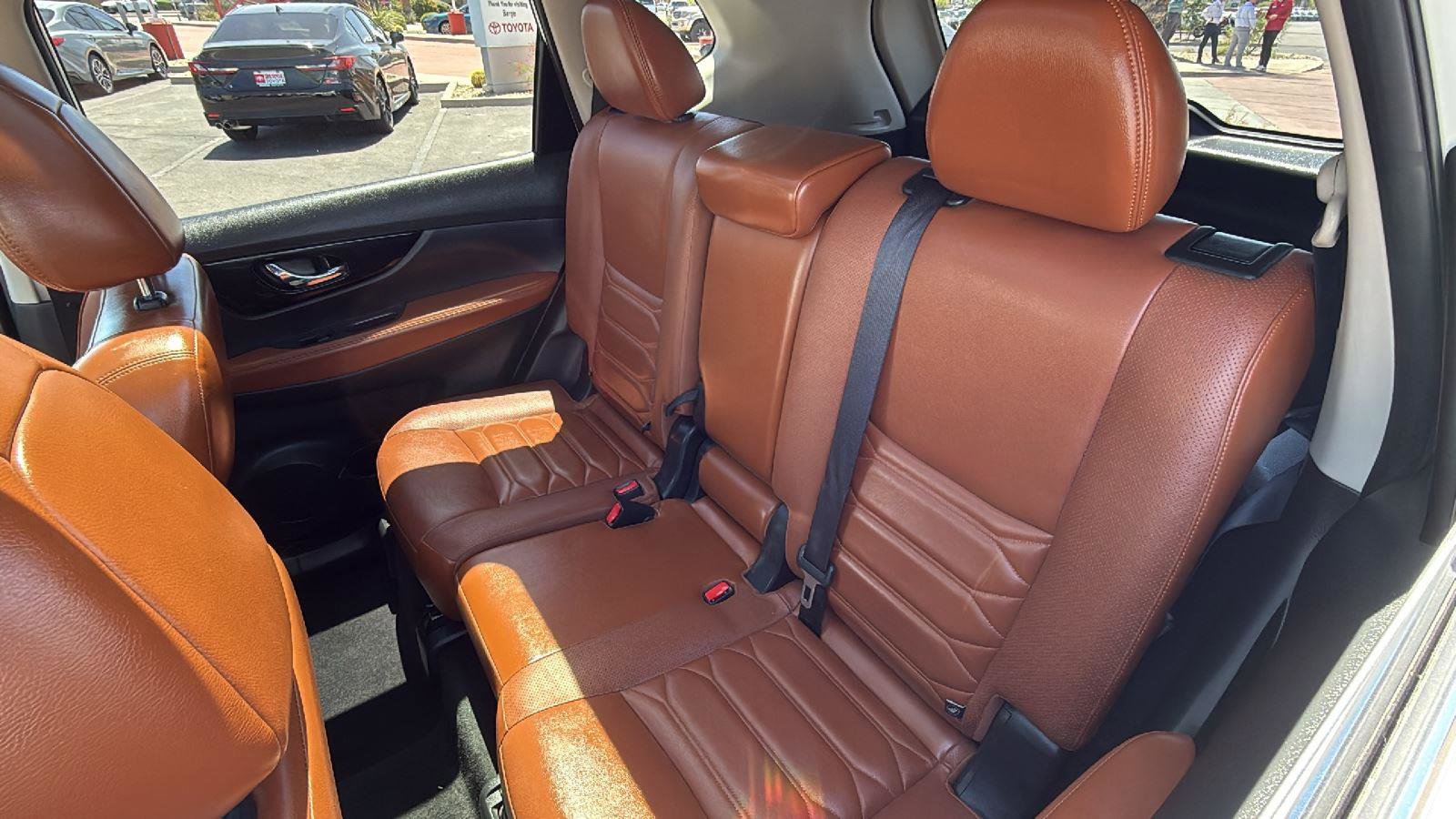 Used 2018 Nissan Rogue SL w/ Premium Package AWD/4WD image 22