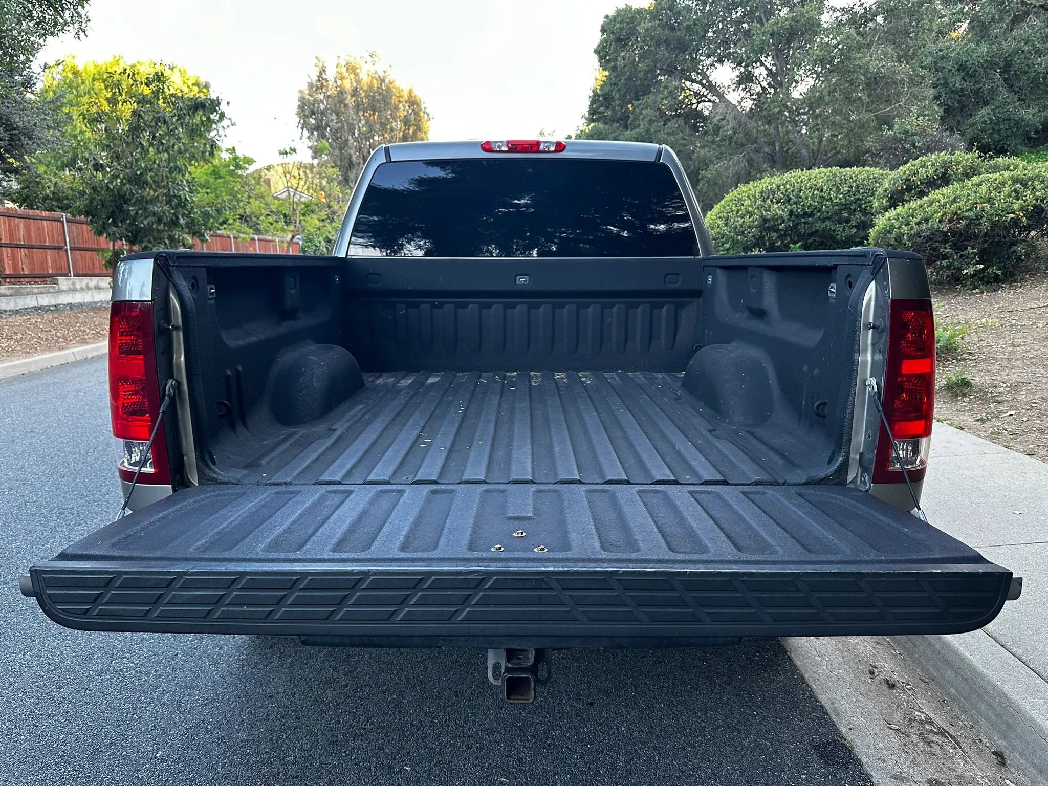 Used 2013 GMC Sierra 1500 SLE w/ Power Tech Package AWD/4WD image 5