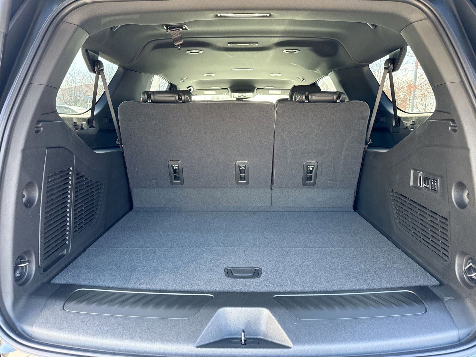 New 2026 GMC Yukon XL Elevation image 21