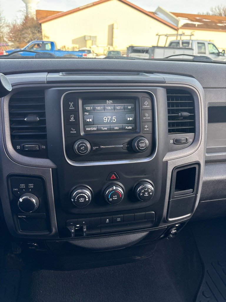 Used 2014 RAM 1500 Express image 16