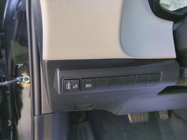 Certified 2023 Toyota Corolla LE image 10