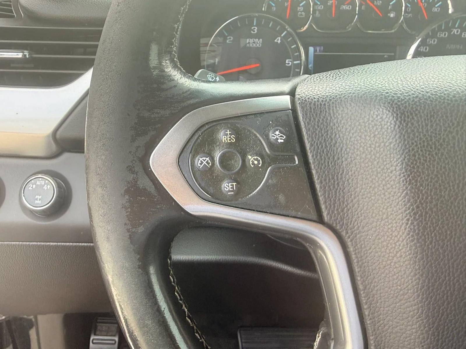Used 2015 Chevrolet Suburban LT AWD/4WD image 11