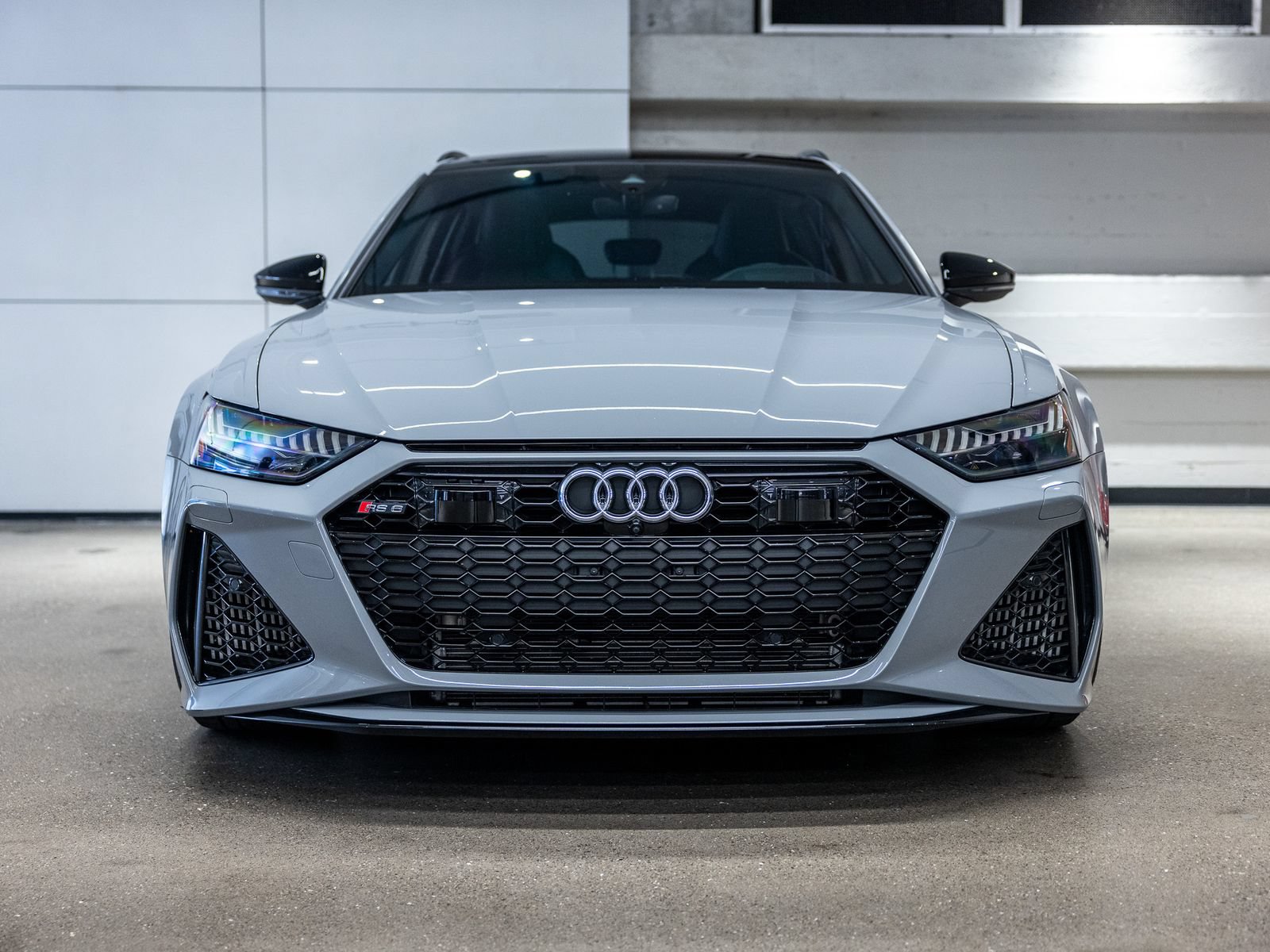 Used 2023 Audi RS 6 AWD/4WD image 10