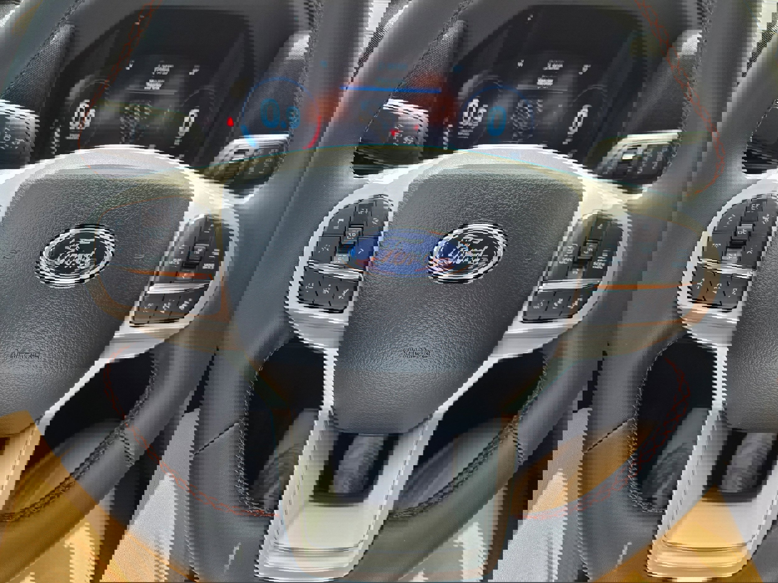 New 2025 Ford Explorer Active image 15