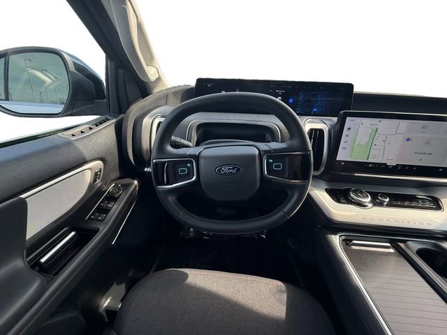 Used 2025 Ford Expedition Max Active image 18