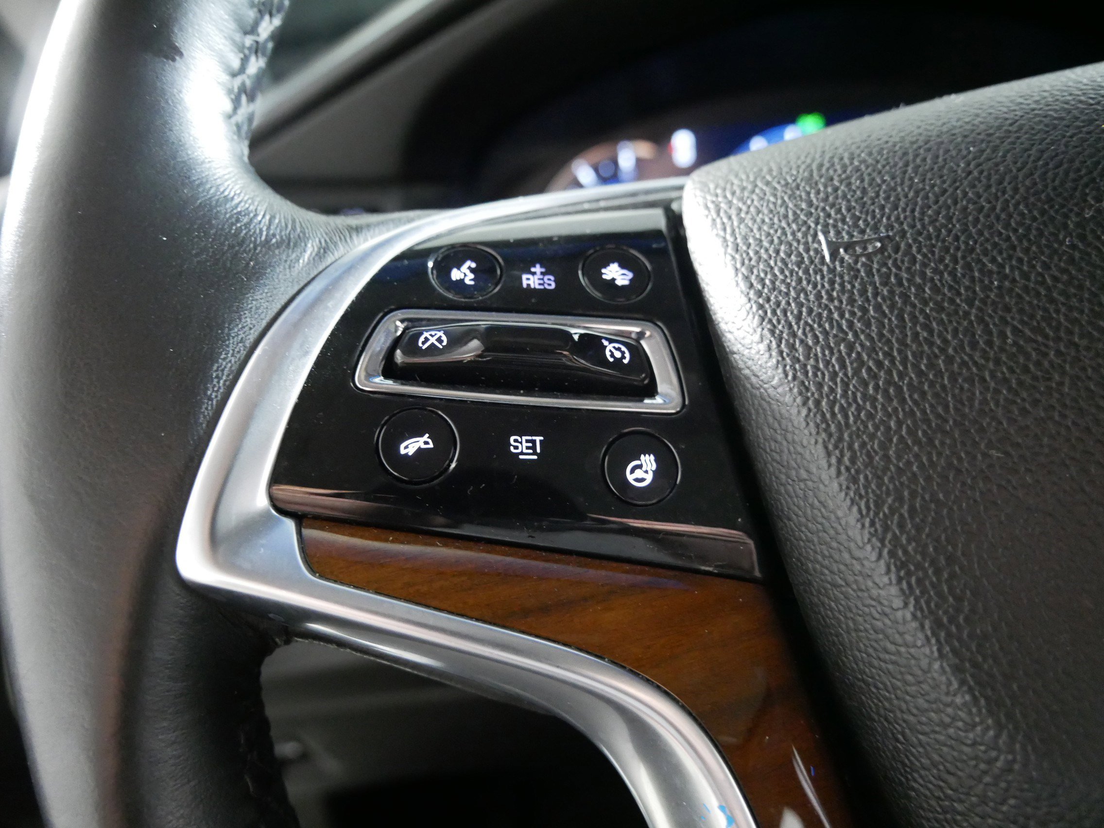 Used 2016 Cadillac Escalade Premium image 27