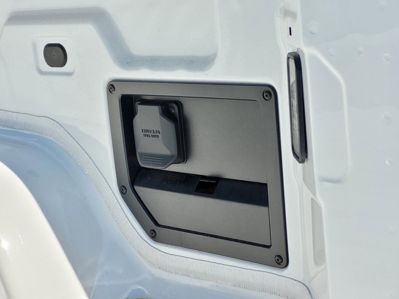 New 2025 Chevrolet Silverado EV W/T image 7