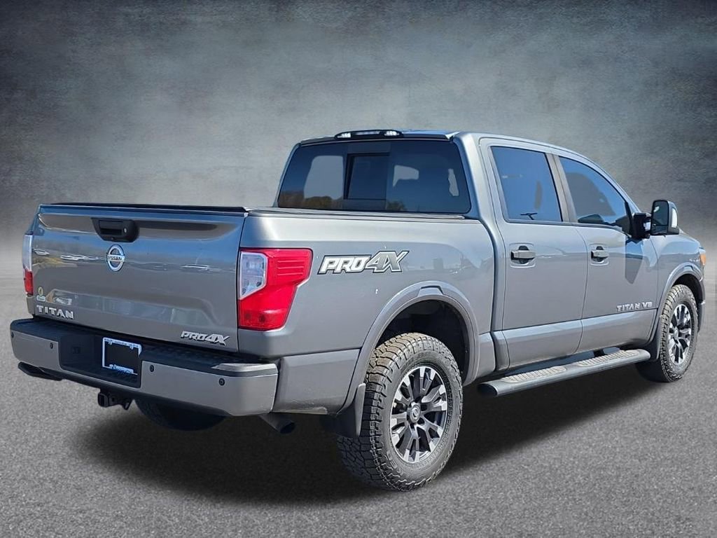 Used 2018 Nissan Titan PRO-4X AWD/4WD image 6