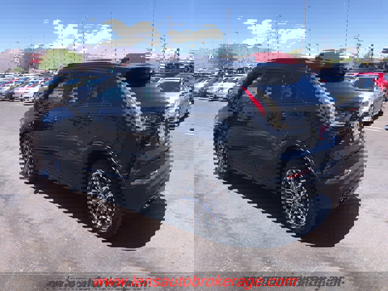 Used 2019 Cadillac XT4 Sport image 6