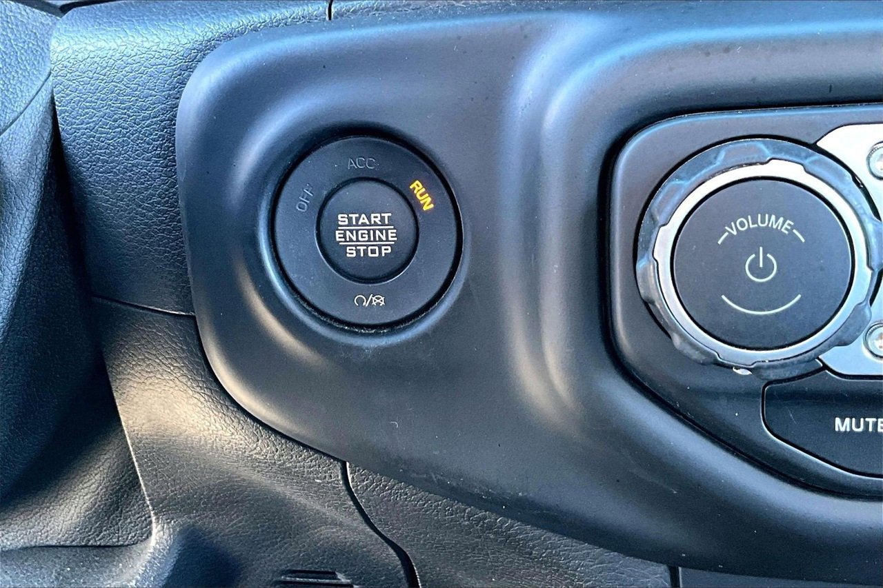 Certified 2021 Jeep Gladiator Overland image 27