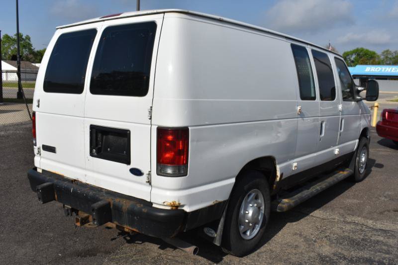 Used 2008 Ford E-250 and Econoline 250 RWD image 4
