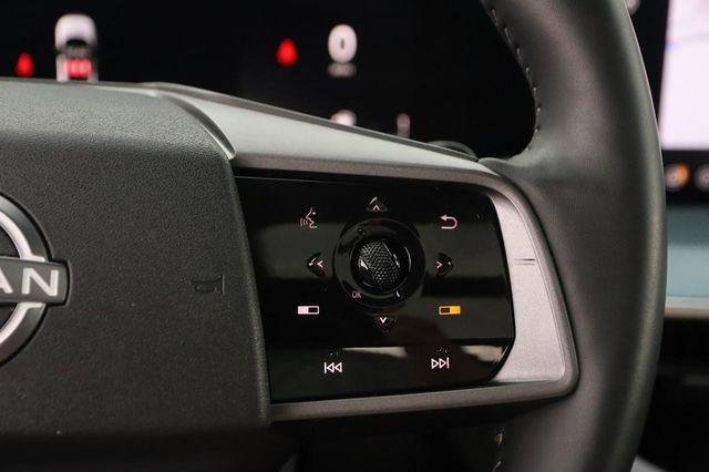 Used 2025 Nissan Murano SL AWD/4WD image 14