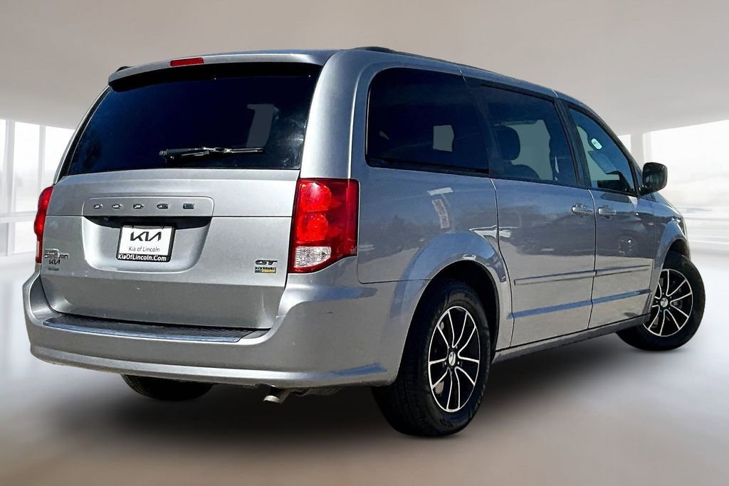 Used 2017 Dodge Grand Caravan GT image 6