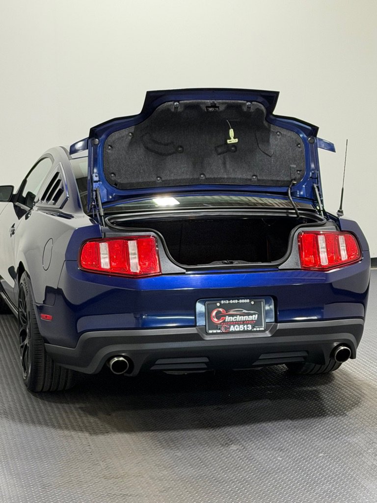 Used 2012 Ford Mustang GT Premium image 11
