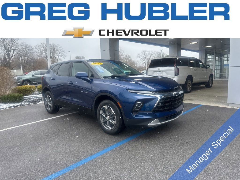 Used 2023 Chevrolet Blazer LT FWD image 1