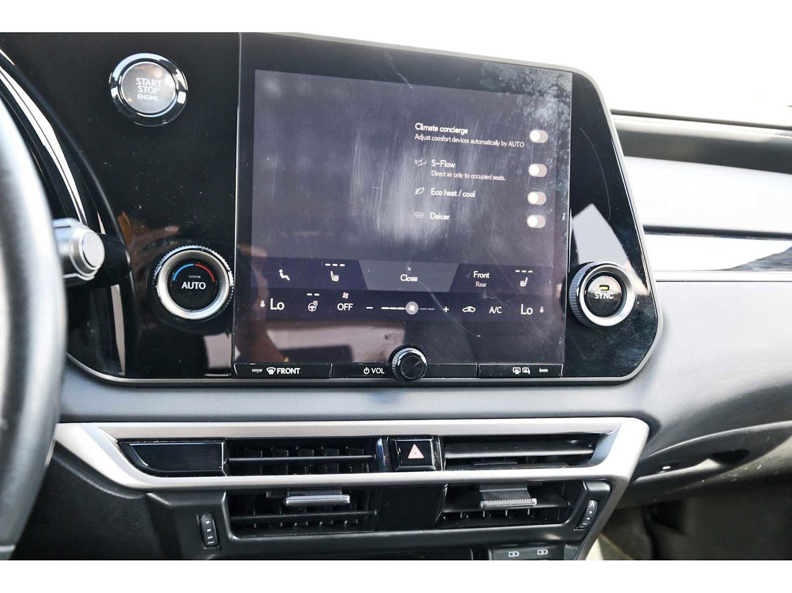 Used 2024 Lexus RX 350 FWD w/ Technology Package image 24