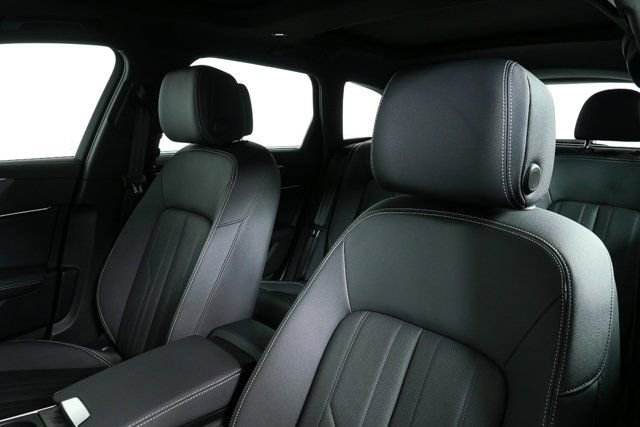 Used 2025 Audi A6 Premium Plus w/ Driver Assistance Package image 5