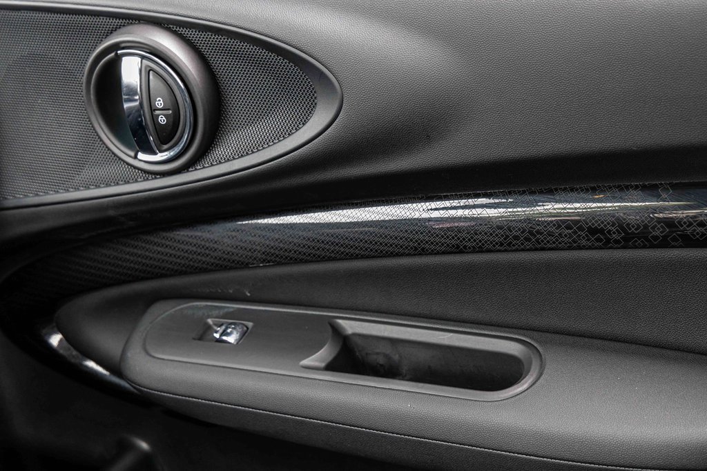 Used 2024 MINI Cooper Clubman S w/ Signature Upholstery Package image 13