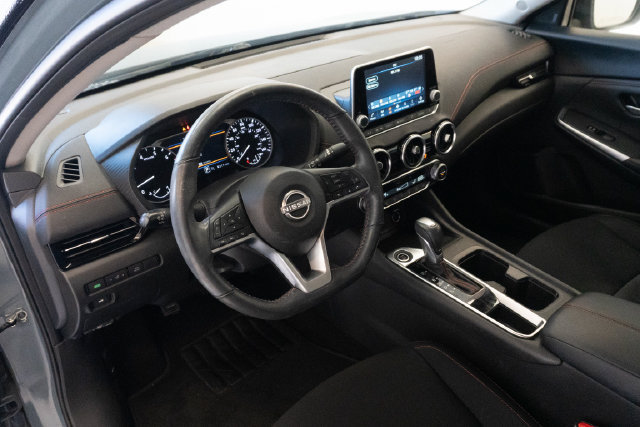 Used 2024 Nissan Sentra SR FWD image 3