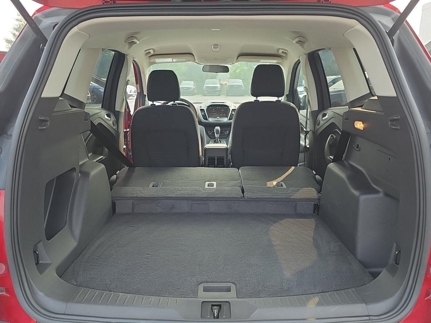 Used 2014 Ford Escape SE w/ Equipment Group 201A FWD image 27
