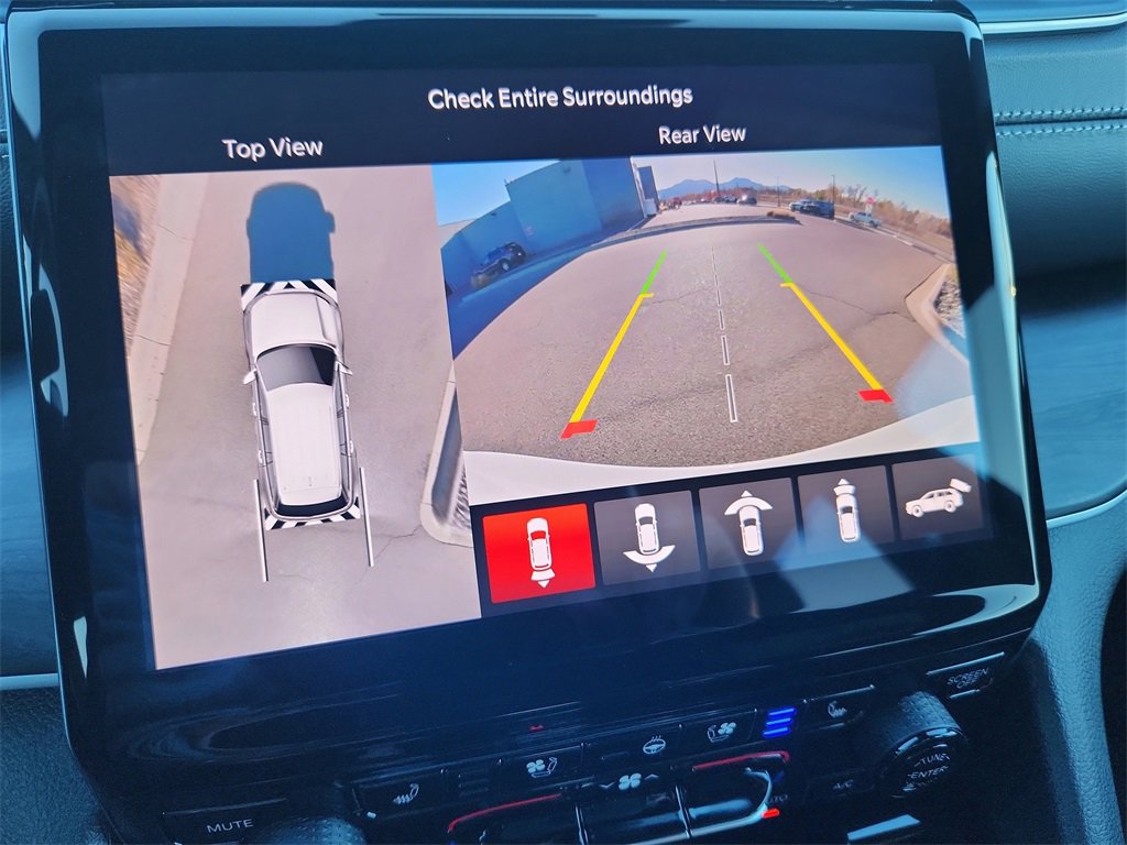 New 2025 Jeep Grand Cherokee Limited image 15