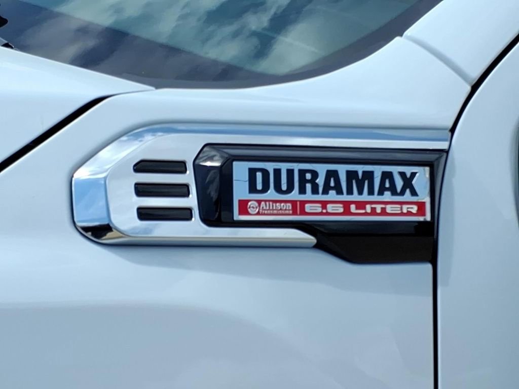 New 2026 GMC Sierra 3500 Denali w/ Denali Reserve Package image 10