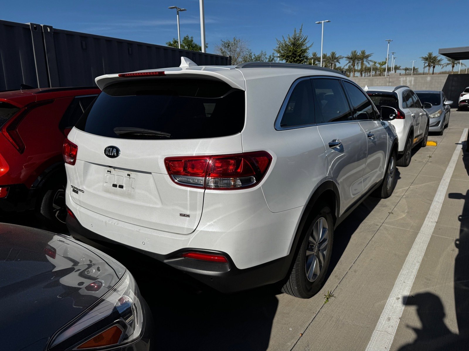 Used 2016 Kia Sorento LX w/ LX Convenience Package image 4