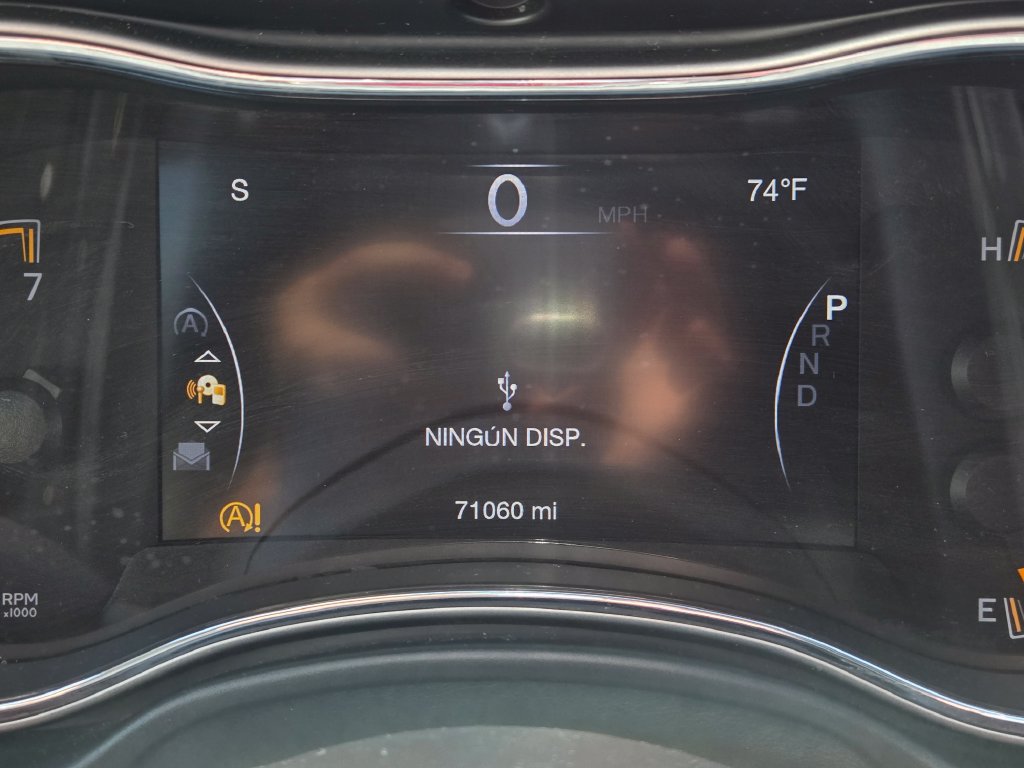 Used 2019 Jeep Grand Cherokee Altitude RWD image 28