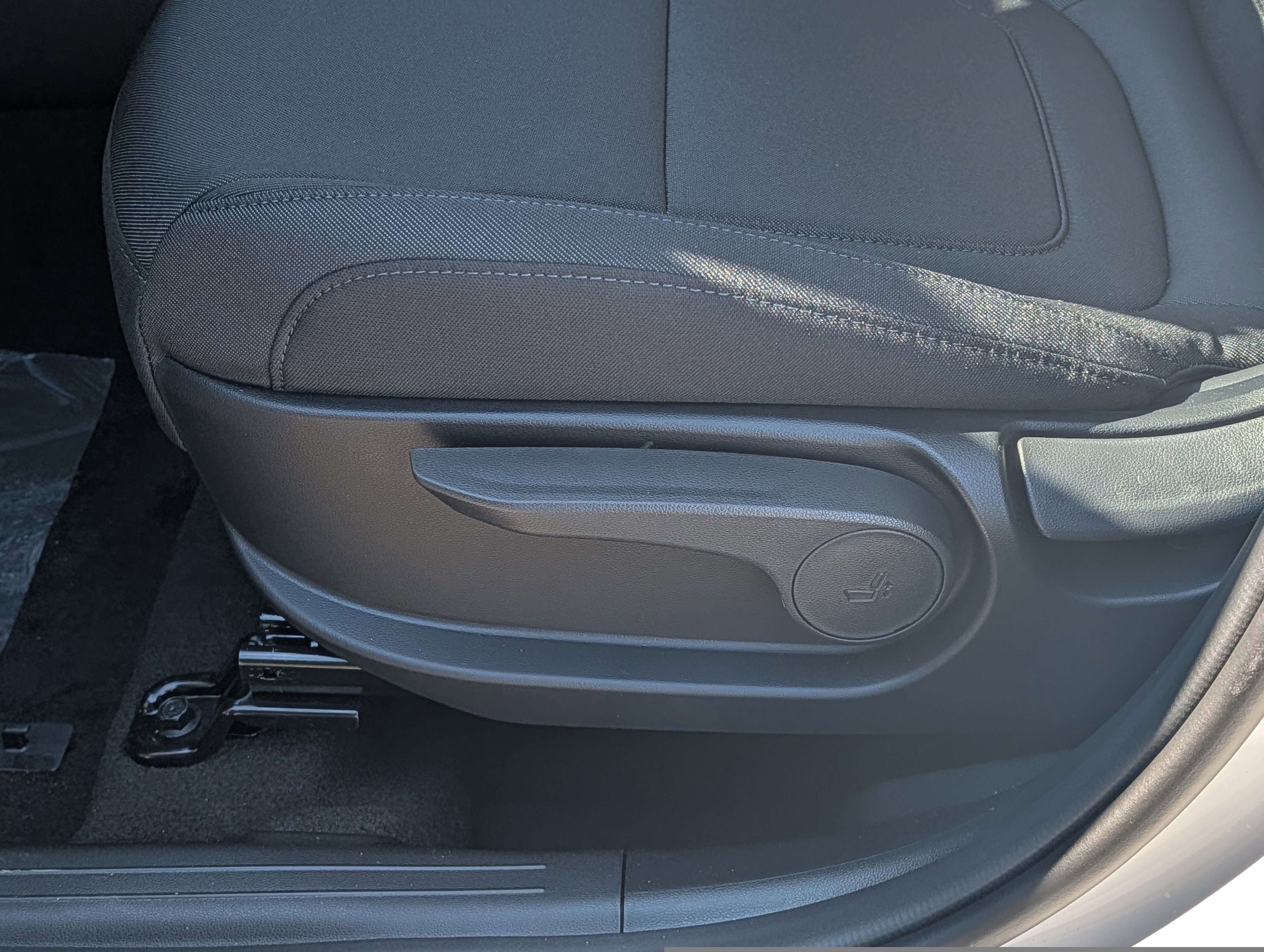 New 2026 Hyundai Tucson SE image 12