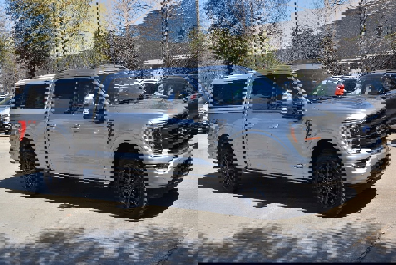 Certified 2022 Ford F150 Lariat w/ Equipment Group 502A High image 5