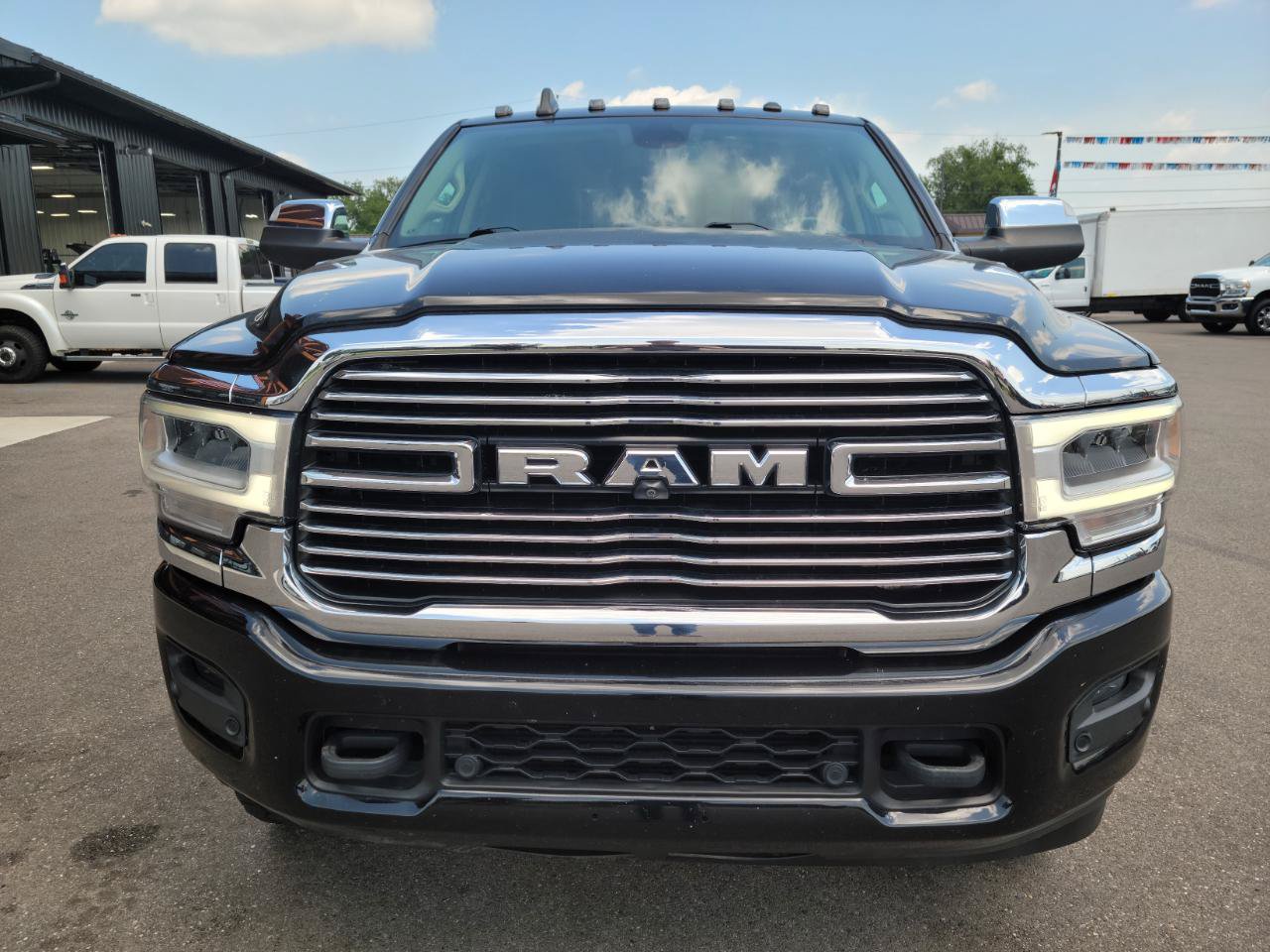 Used 2021 RAM 2500 Laramie AWD/4WD image 2