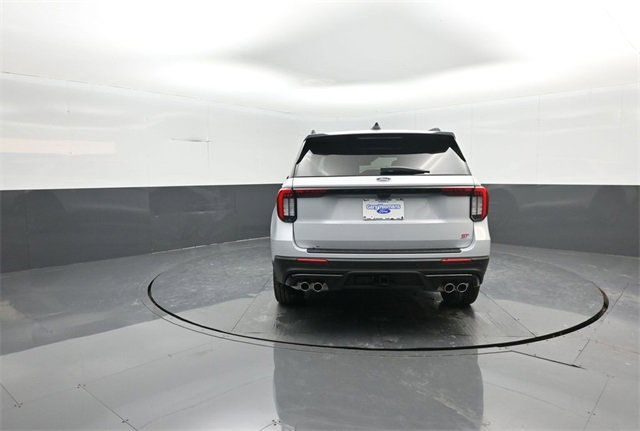 New 2026 Ford Explorer ST image 6