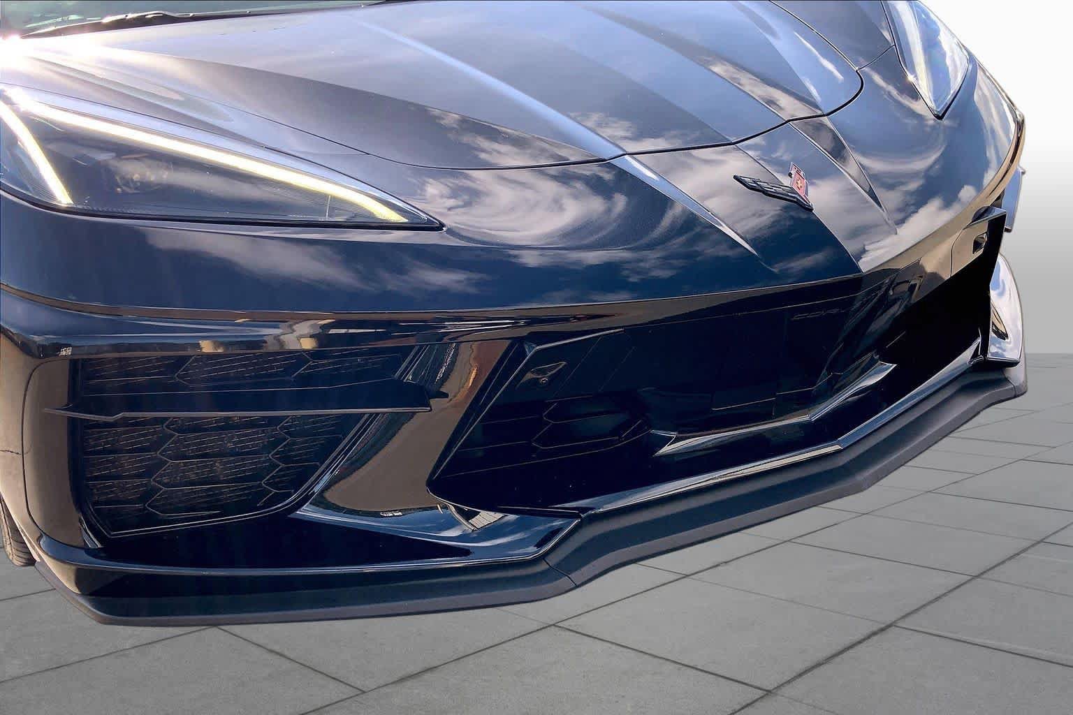 Used 2021 Chevrolet Corvette Stingray Preferred Conv w/ Z51 Performance Package RWD image 25