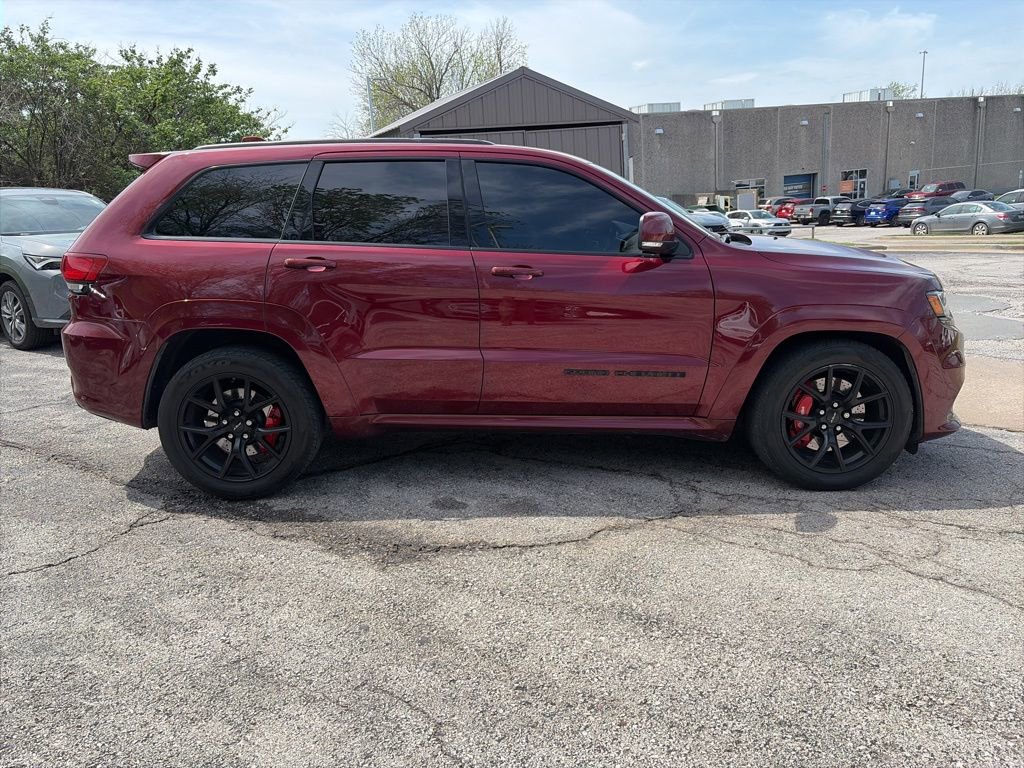 Used 2018 Jeep Grand Cherokee SRT image 4