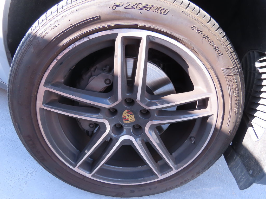 Used 2020 Porsche Macan S AWD/4WD image 17