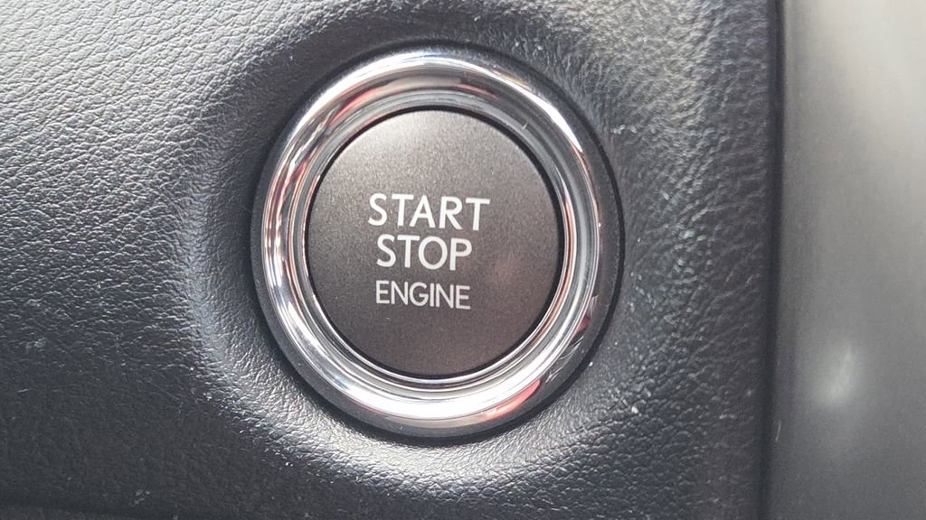 Used 2023 Lexus GX 460 Premium w/ Premium Package image 9