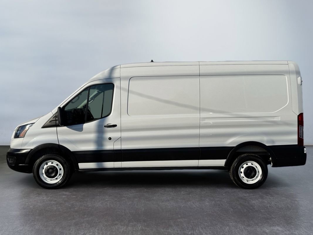Used 2025 Ford Transit 250 Medium Roof RWD image 8
