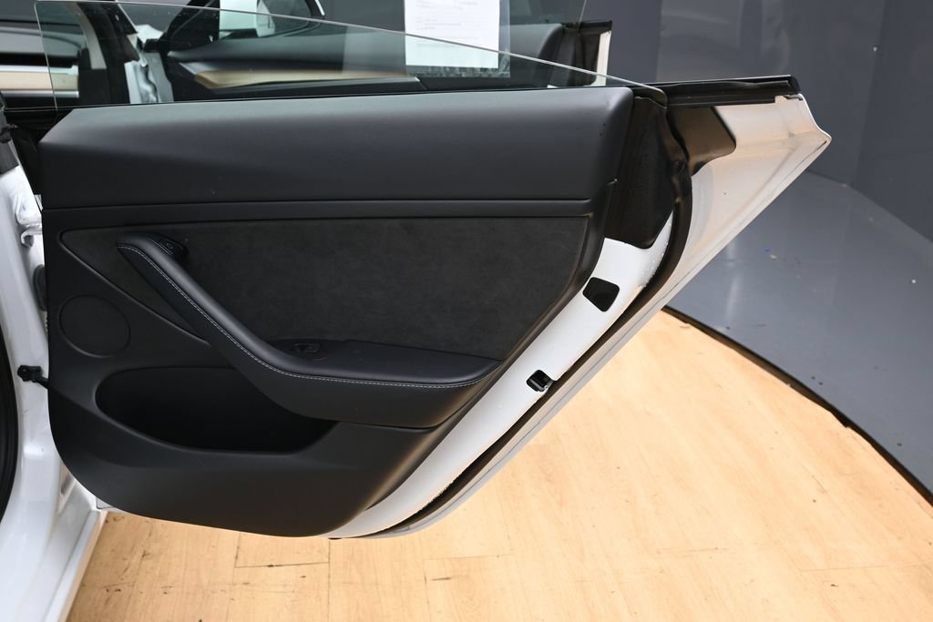 Used 2023 Tesla Model 3 Standard Range RWD image 41