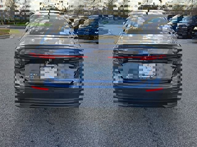 Certified 2025 Honda Accord SE image 4