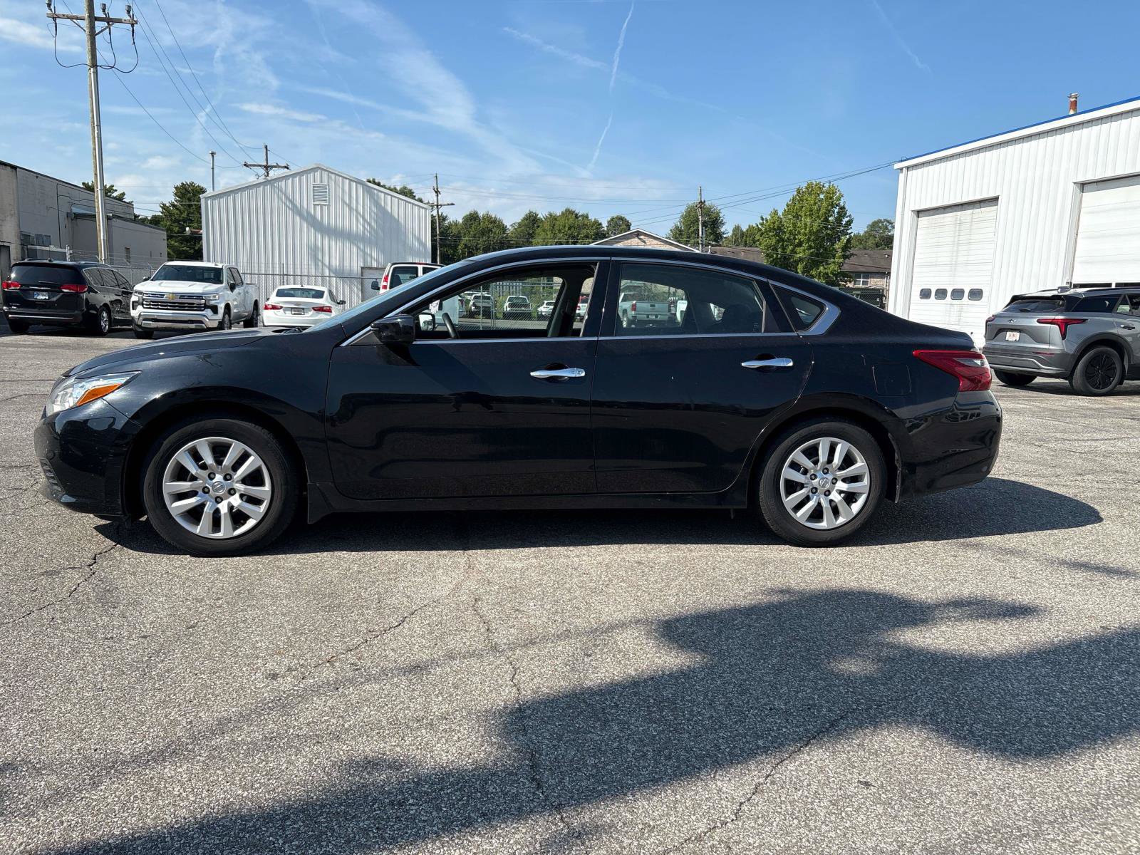 Used 2018 Nissan Altima 2.5 S w/ S Convenience Package FWD image 2