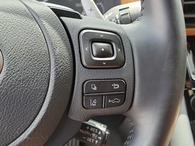 Used 2025 Lexus IS 350 F Sport w/ Accessory Package 2 RWD image 29