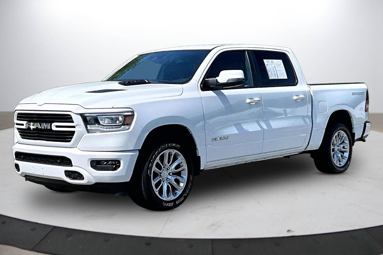 Used 2023 RAM 1500 Laramie AWD/4WD image 4