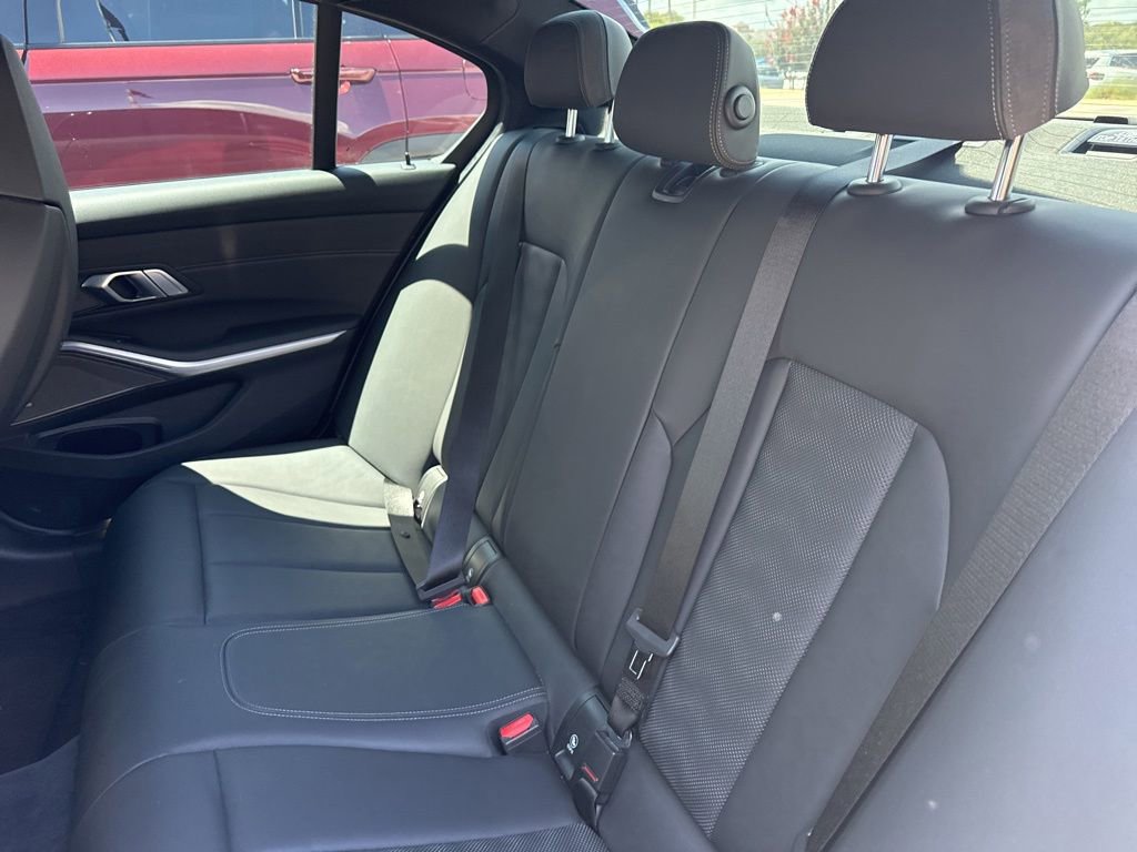Used 2022 BMW M3 w/ M Carbon Exterior Package RWD image 8