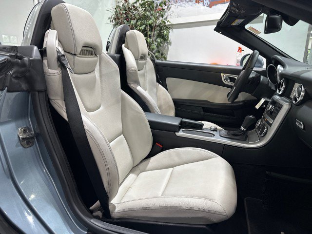 Used 2013 Mercedes-Benz SLK 250 image 47