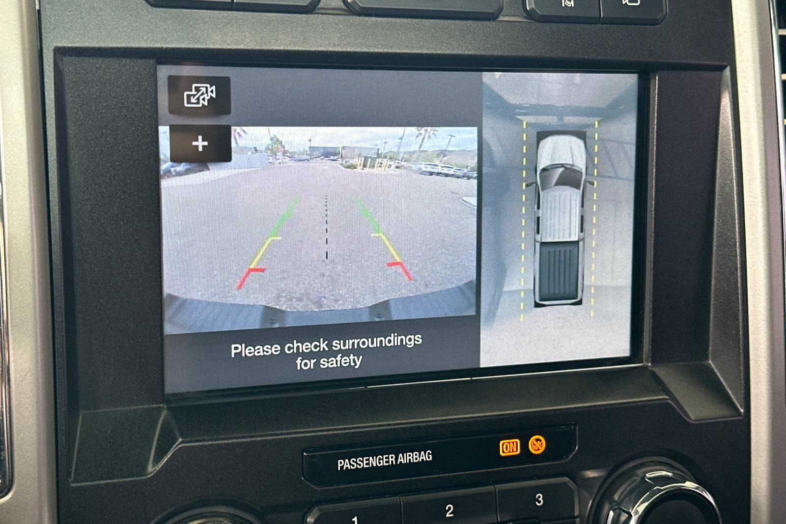 Used 2017 Ford F250 Lariat w/ Lariat Ultimate Package AWD/4WD image 18